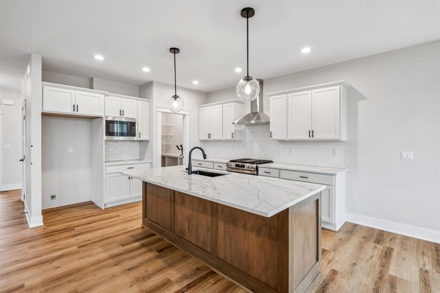 14311 Catalpa Drive, Urbandale, IA 50323