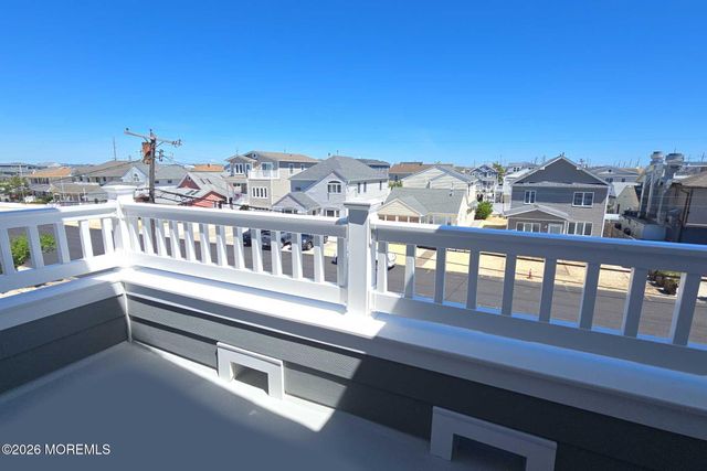100 Haddonfield Avenue B, Lavallette, NJ 08735