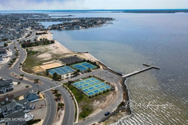 100 Haddonfield Avenue B, Lavallette, NJ 08735
