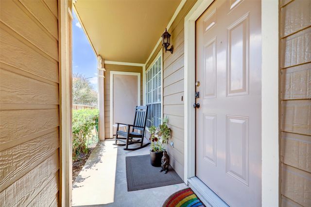 1860 White Oak Drive 359, Houston, TX 77009