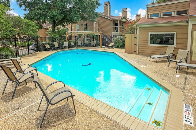 1860 White Oak Drive 359, Houston, TX 77009