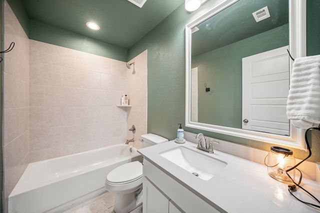 151 Evening Fire Drive, Waxahachie, TX 75167