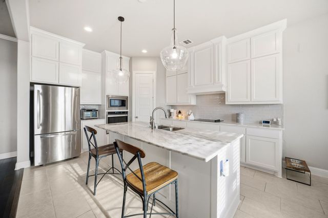 151 Evening Fire Drive, Waxahachie, TX 75167