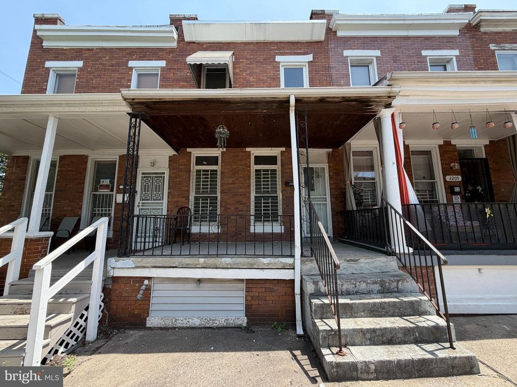 2203 SIDNEY AVE, Baltimore, MD 21230