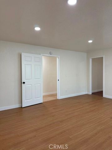 9245 Mills Avenue, Montclair, CA 91763