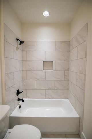 5855 Canterbury Way, Clermont, GA 30527