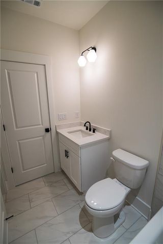 5855 Canterbury Way, Clermont, GA 30527
