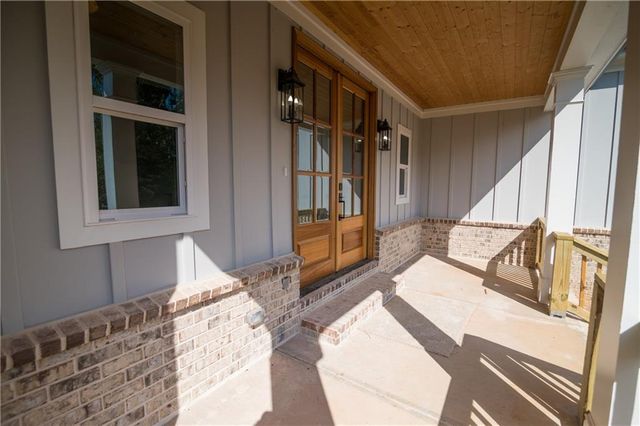 5855 Canterbury Way, Clermont, GA 30527