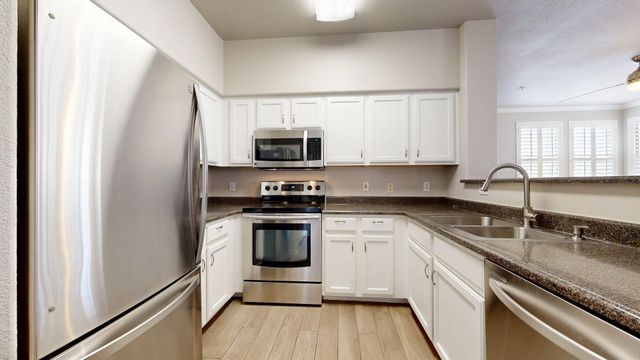 20100 N 78th Place Apt 2019, Scottsdale, AZ 85255