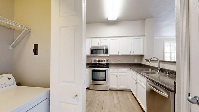 20100 N 78th Place Apt 2019, Scottsdale, AZ 85255