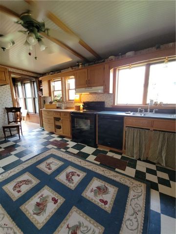 103 Pine Avenue, Kane Boro, PA 16735