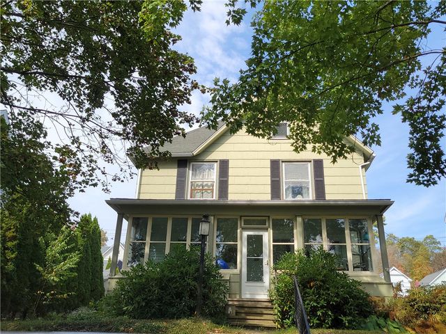 103 Pine Avenue, Kane Boro, PA 16735