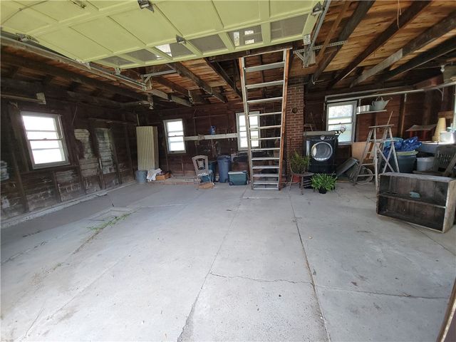 103 Pine Avenue, Kane Boro, PA 16735