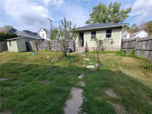 103 Pine Avenue, Kane Boro, PA 16735