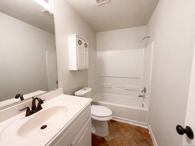 5839 BLONDE CYN, San Antonio, TX 78252