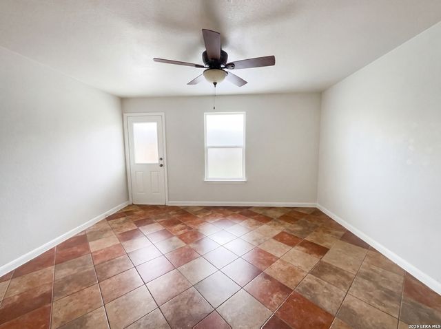 5839 BLONDE CYN, San Antonio, TX 78252