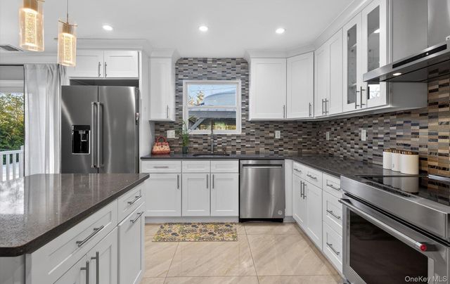 85 Pengon Circle, East Meadow, NY 11554