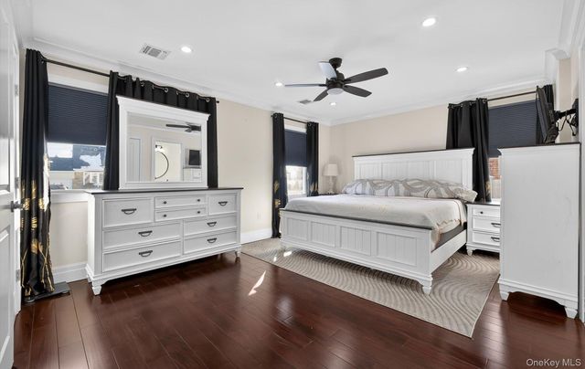 85 Pengon Circle, East Meadow, NY 11554