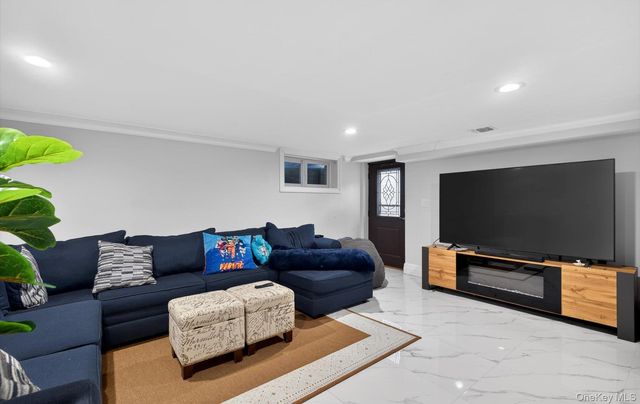 85 Pengon Circle, East Meadow, NY 11554