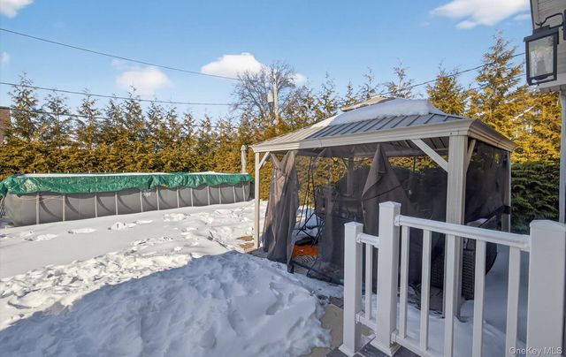 85 Pengon Circle, East Meadow, NY 11554