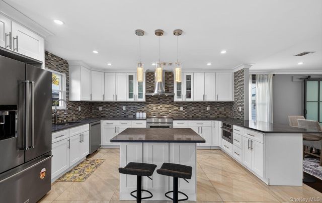 85 Pengon Circle, East Meadow, NY 11554