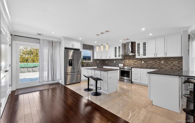 85 Pengon Circle, East Meadow, NY 11554