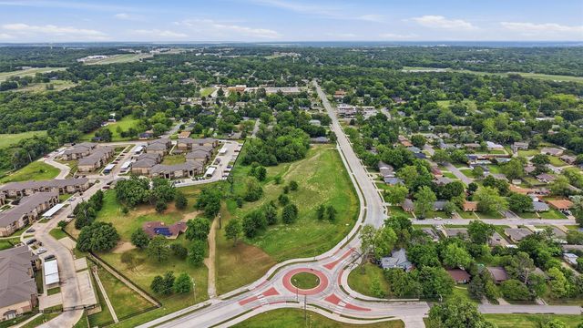2640 Loy Lake Road, Denison, TX 75020