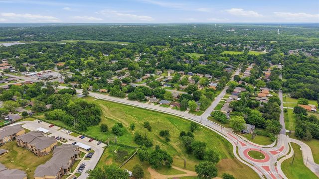2640 Loy Lake Road, Denison, TX 75020