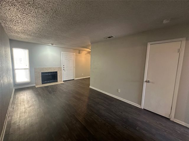 4502 Gaston Avenue 119, Dallas, TX 75246
