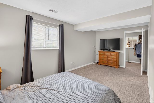 3616 Naples Court, Elkhart, IN 46514