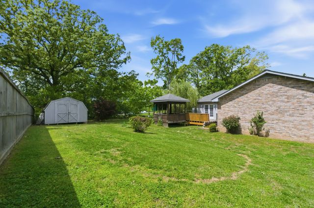 7309 Clearview Dr, Fairview, TN 37062