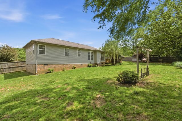 7309 Clearview Dr, Fairview, TN 37062