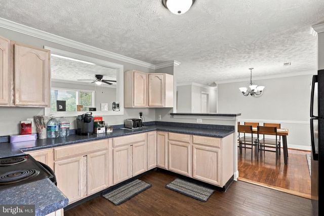 6075 STRASBURG RD, Strasburg, VA 22657