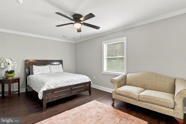 6075 STRASBURG RD, Strasburg, VA 22657