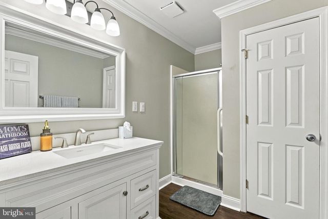 6075 STRASBURG RD, Strasburg, VA 22657