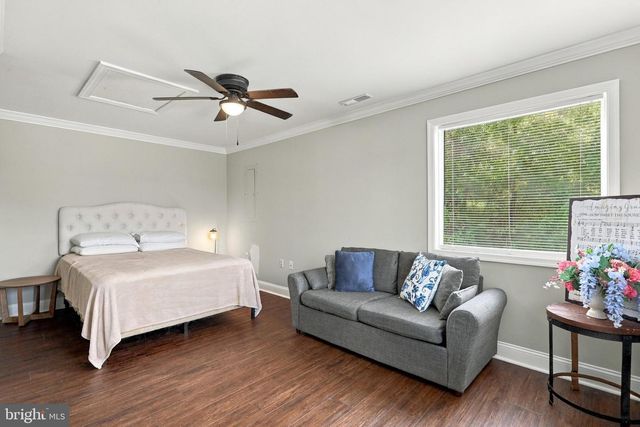 6075 STRASBURG RD, Strasburg, VA 22657