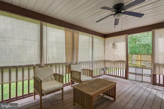 6075 STRASBURG RD, Strasburg, VA 22657