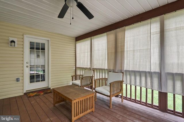 6075 STRASBURG RD, Strasburg, VA 22657