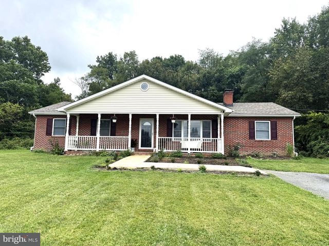 6075 STRASBURG RD, Strasburg, VA 22657