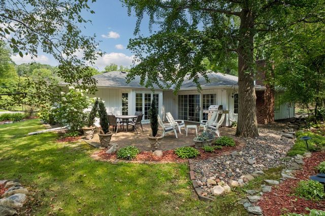 2194 Charlton Road, Sunfish Lake, MN 55118