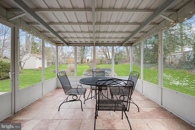 9809 HOLMHURST RD, Bethesda, MD 20817