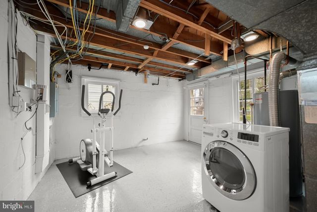 9809 HOLMHURST RD, Bethesda, MD 20817