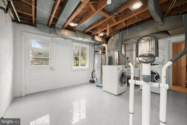 9809 HOLMHURST RD, Bethesda, MD 20817