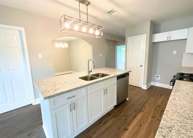 7110 Avenue L, Houston, TX 77011