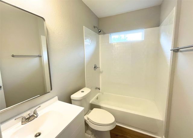 7110 Avenue L, Houston, TX 77011