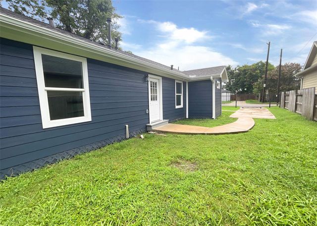 7110 Avenue L, Houston, TX 77011