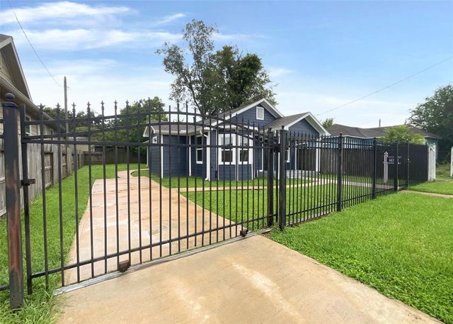 7110 Avenue L, Houston, TX 77011