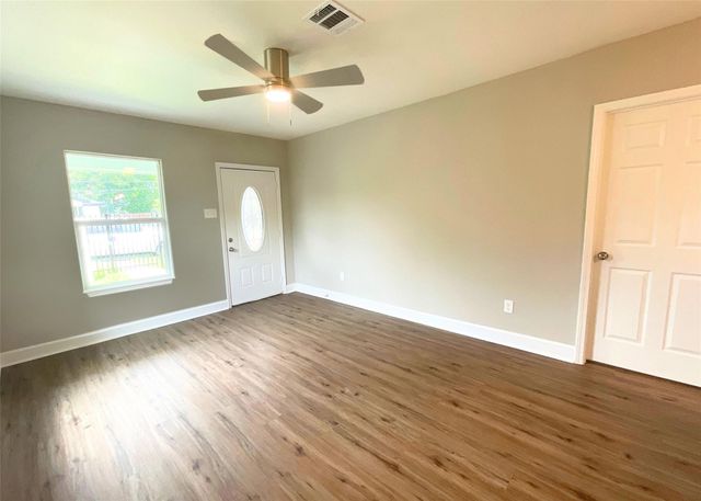 7110 Avenue L, Houston, TX 77011