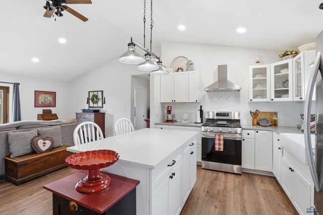 11405 HAWKRIGHT RD, Custer Sd, SD 57730