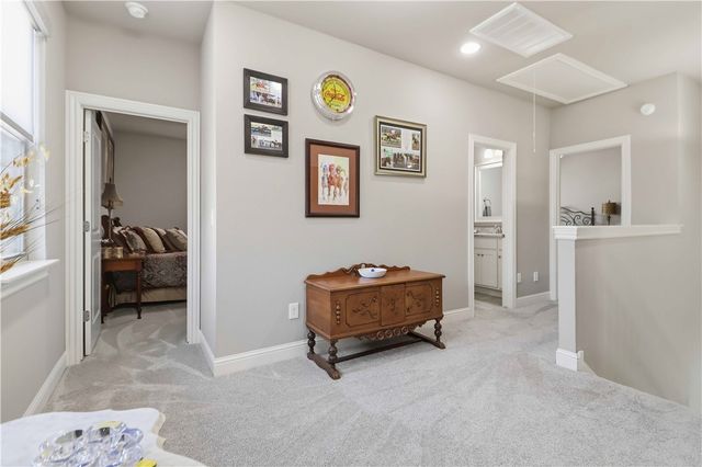 5125 Sagely Lane, Fayetteville, AR 72703